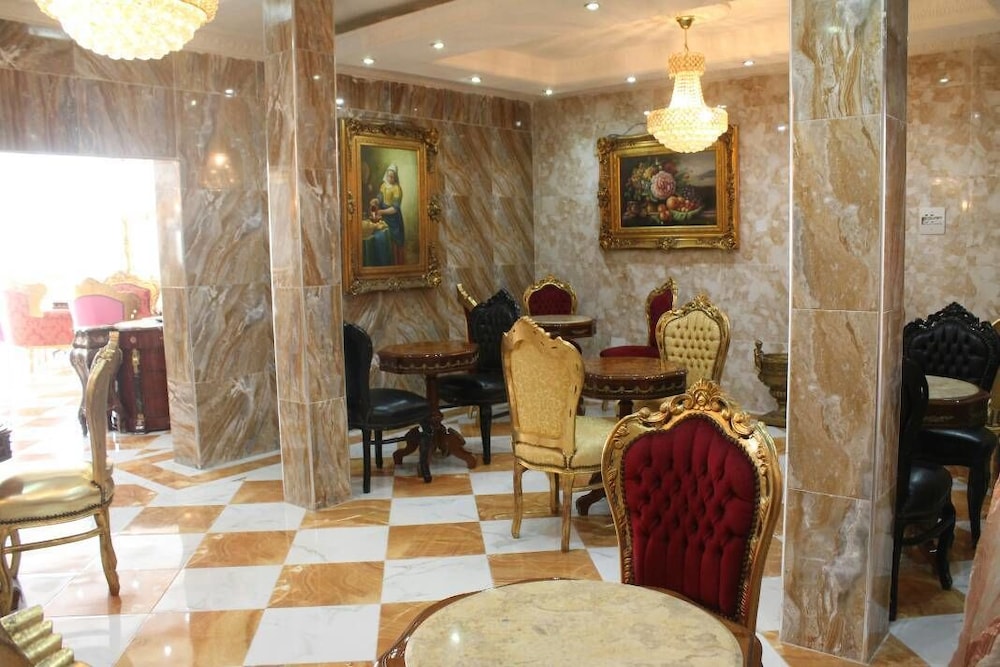 Grand Emperor Hotel 31/40