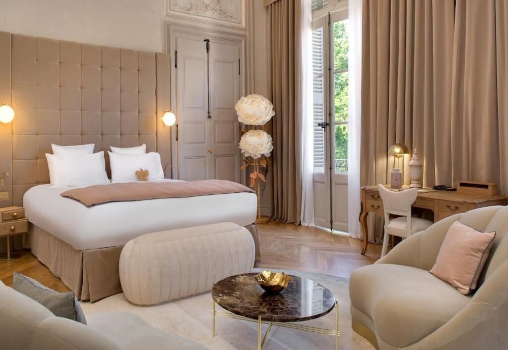 Hotel Richer de Belleval 8/50