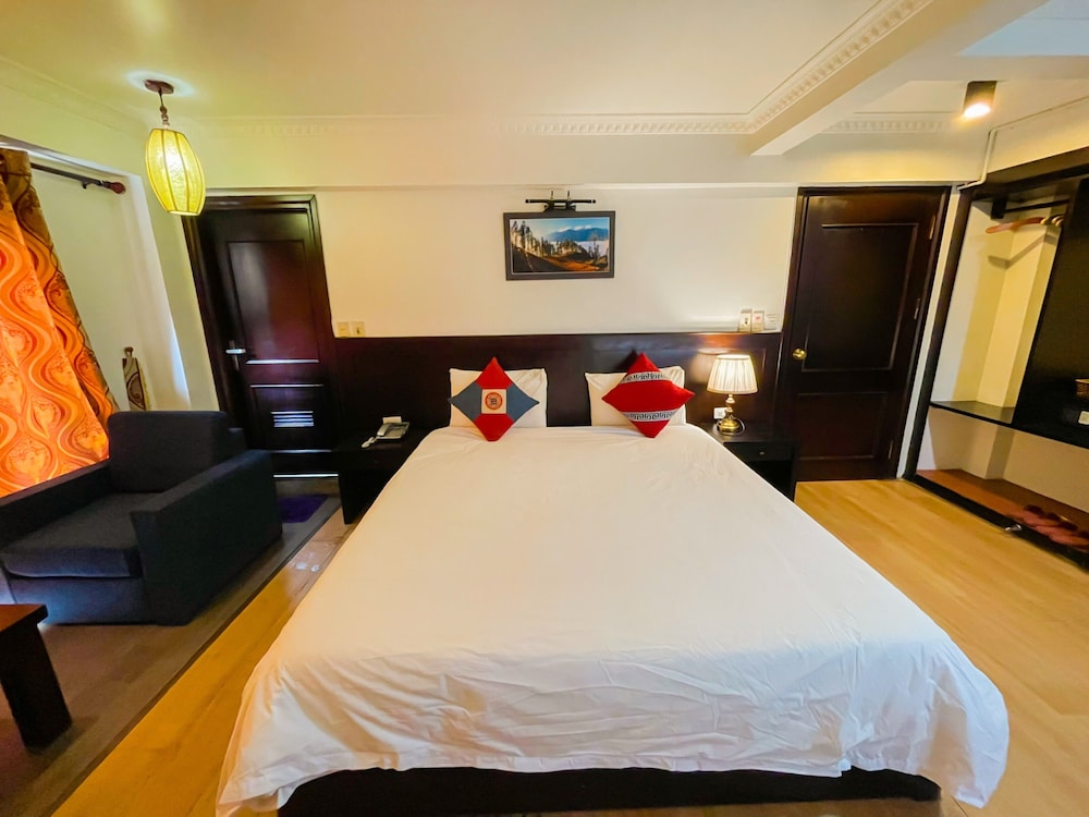 Sapa Elite Hotel 24/75