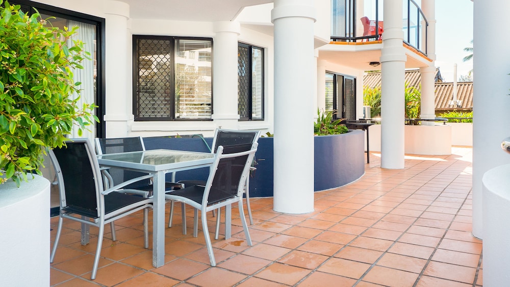Aegean Mooloolaba 50/65