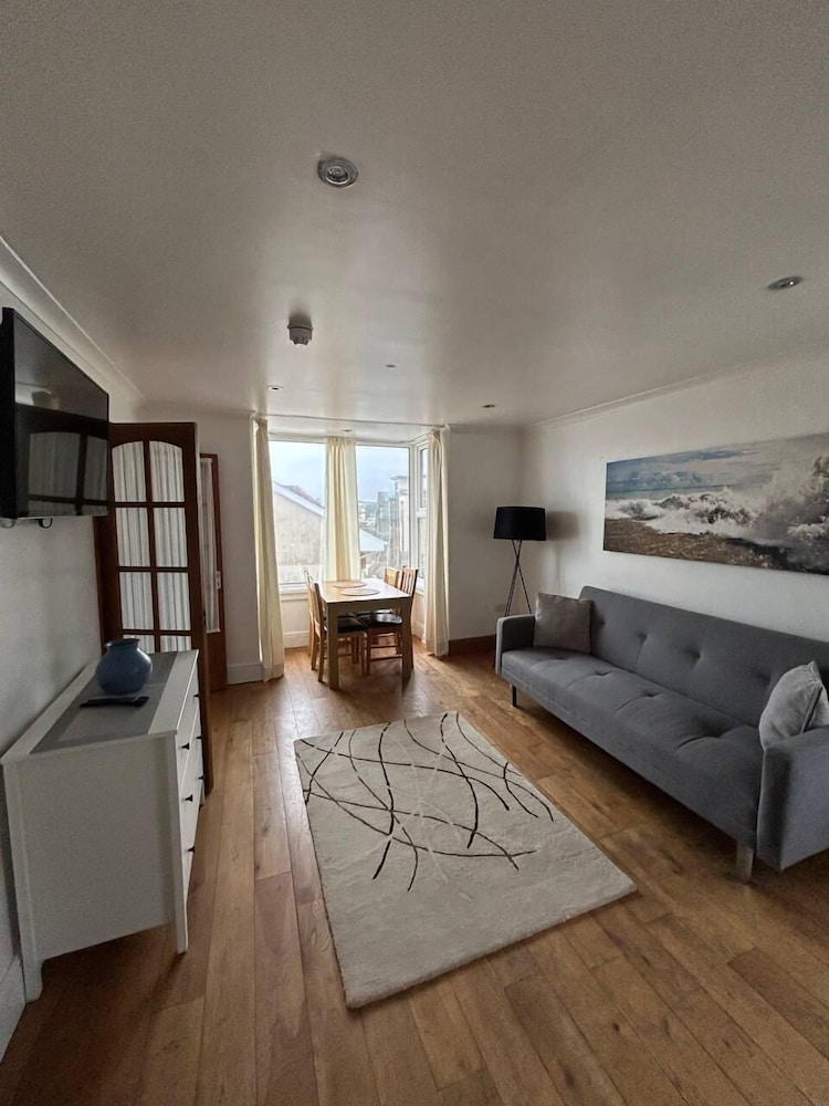 Reef Island Lodge 43/50