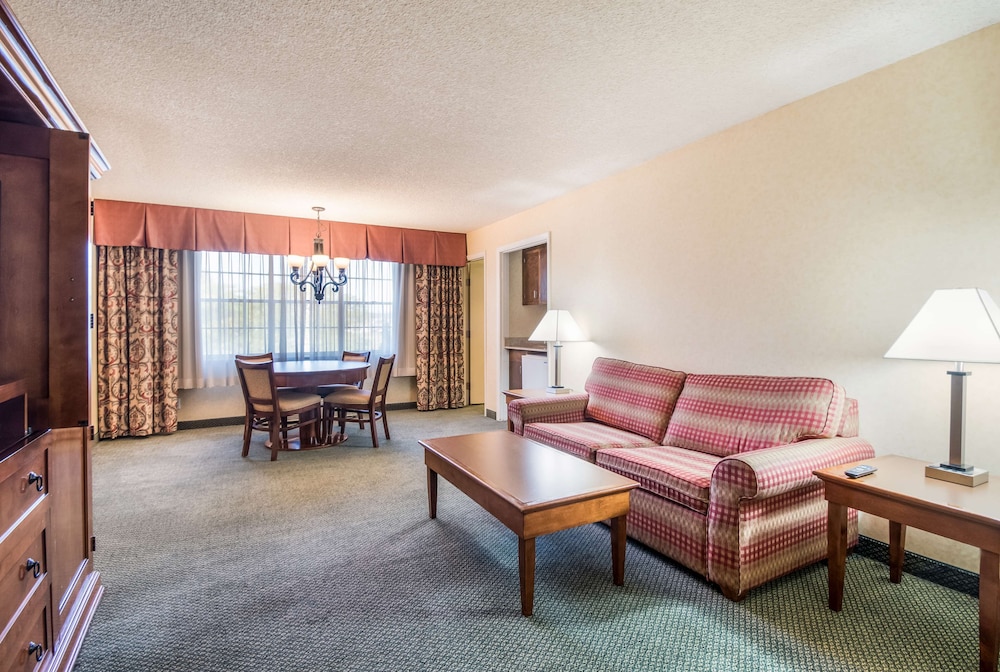 Red Lion Hotel Portland Airport 25/33