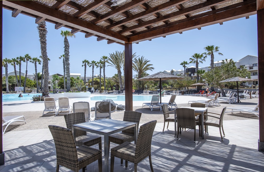 Los Zocos Club Resort 55/66