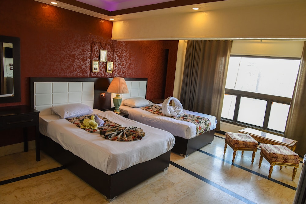 Nile Sky Suites Hotel 4/50