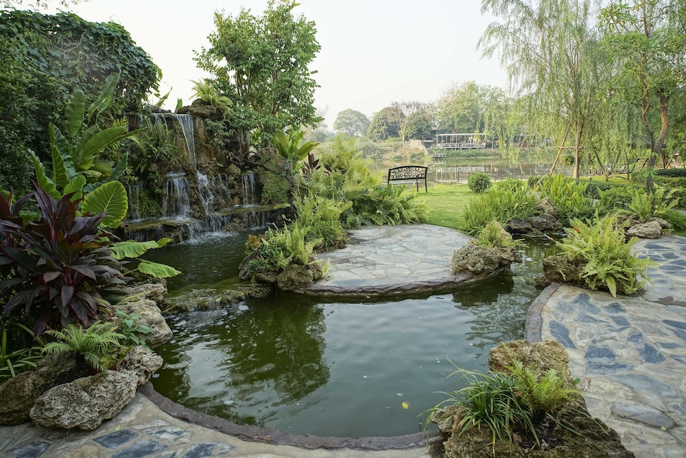 Nantra Chiangmai Riverfront Hotel 33/50