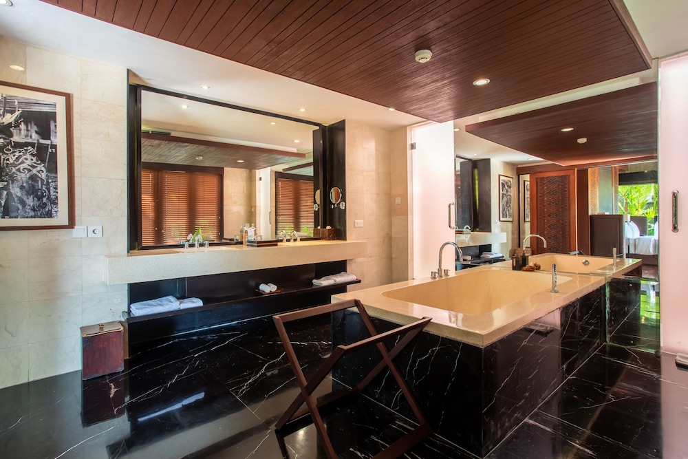 Sanctoo Suites And Villas 24/76