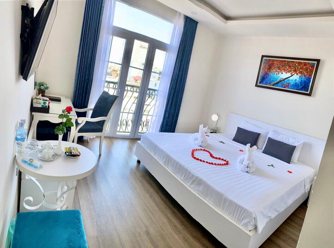 Dream, King Bed