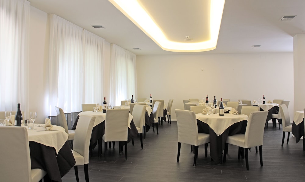 Hotel Cristallo 16/18