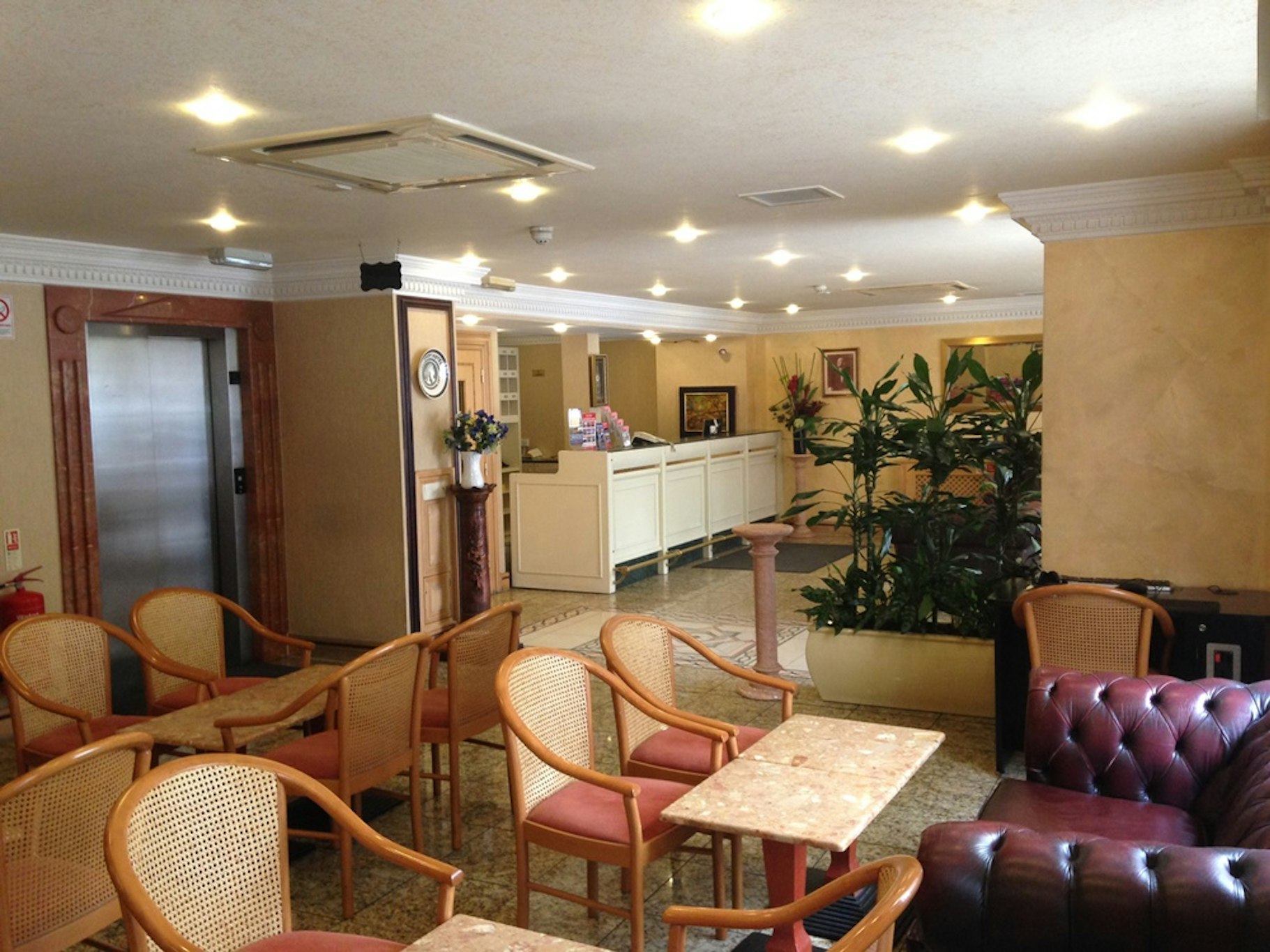 Troy Hotel 33/45