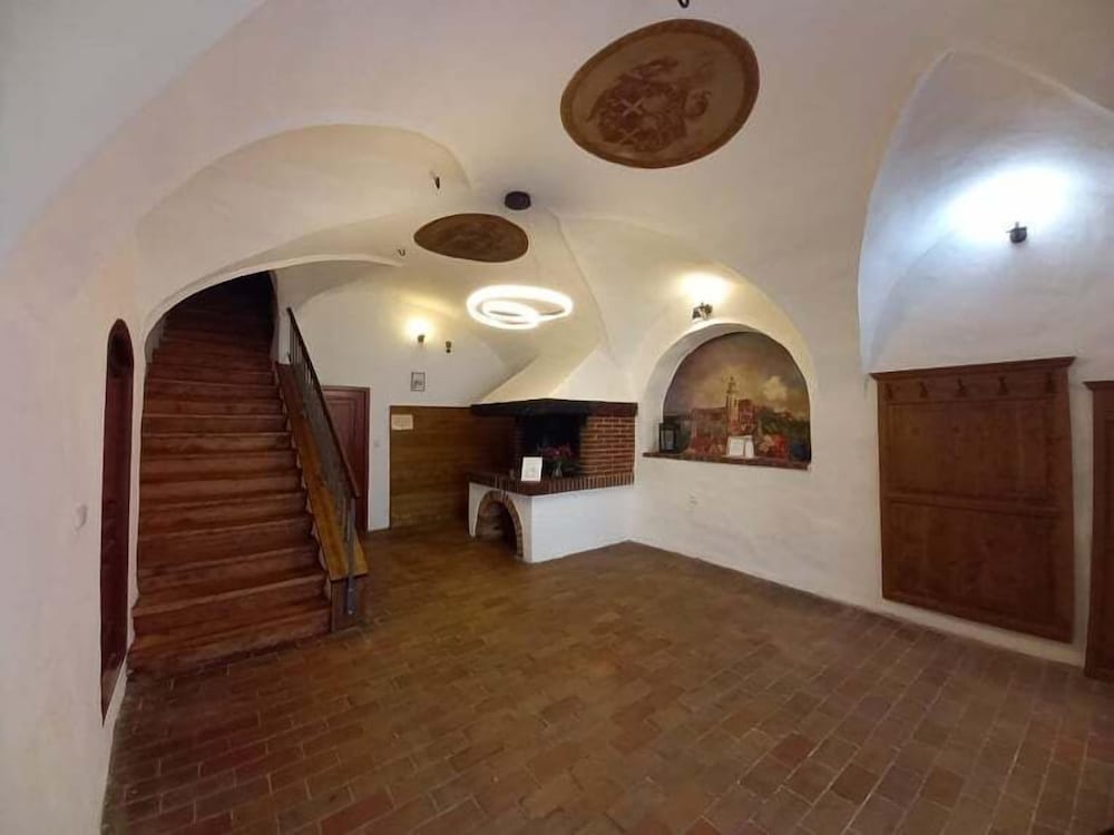 Hotel-Restaurant Svamberský Dum 14/83