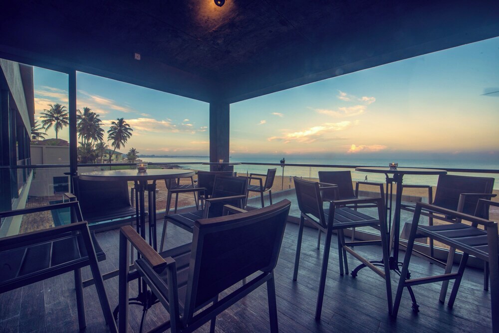 Pledgescape Negombo 43/50