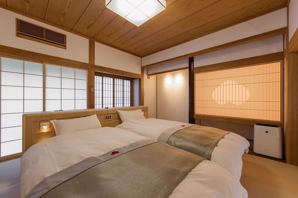 Okuhita Onsen Umehibiki 11/68