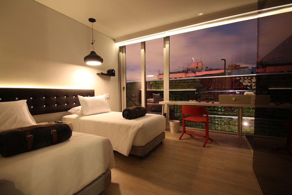 The Click Clack Hotel 31/64