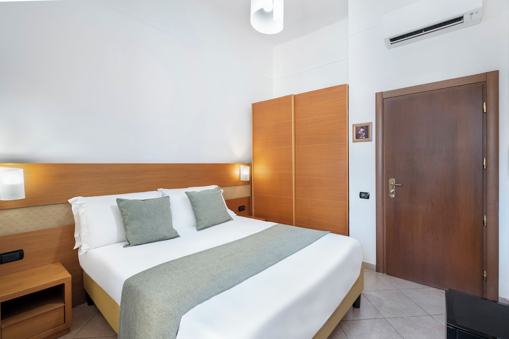 Hotel Moscatello 13/56