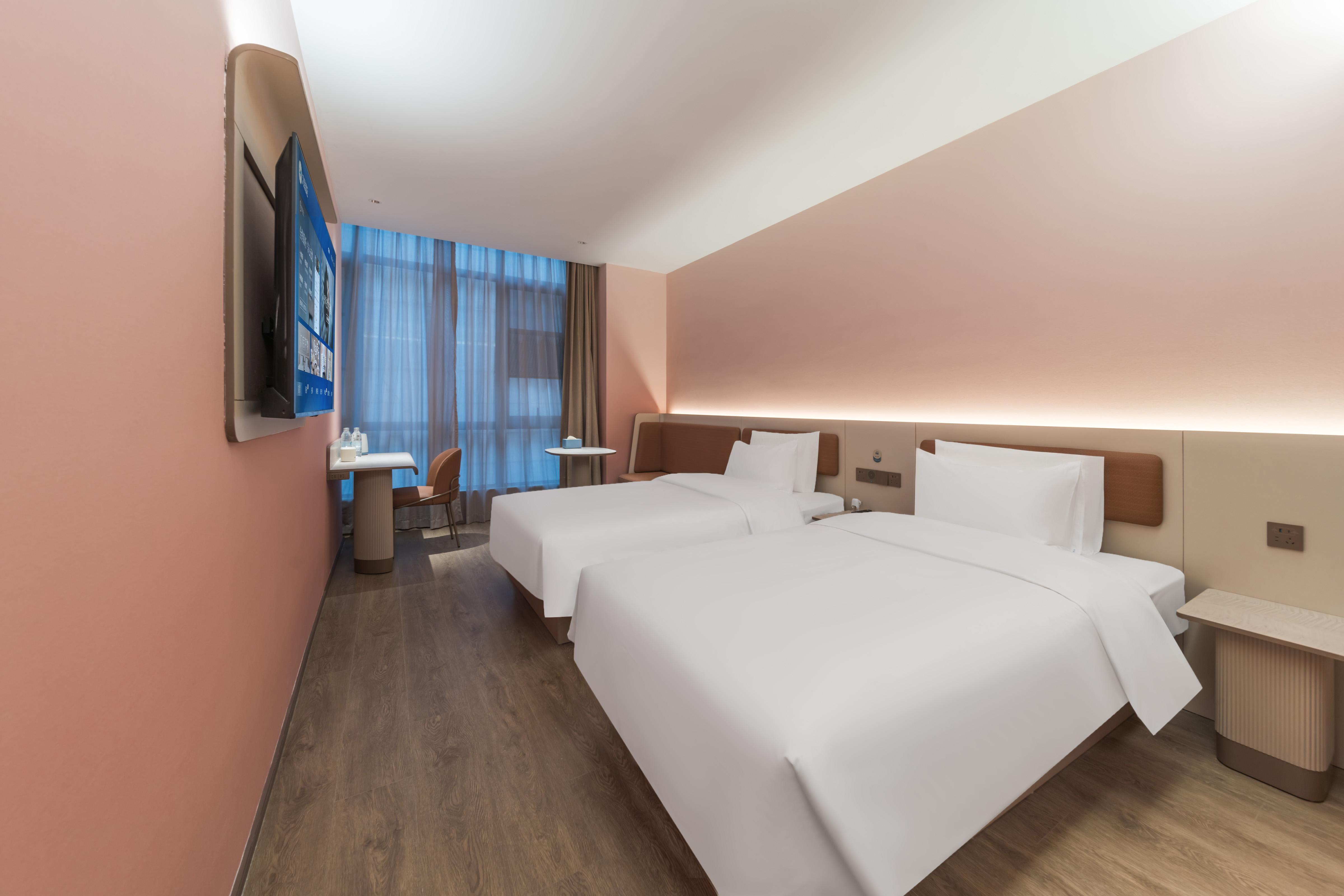 JI Hotel (Guangzhou Baiyun Station Sanyuanli Avenue) 36/50