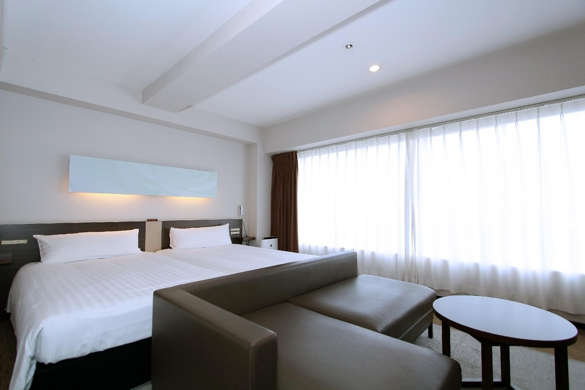 Semi Room, Superior, 2 Semi Double Beds, Side Ocean View