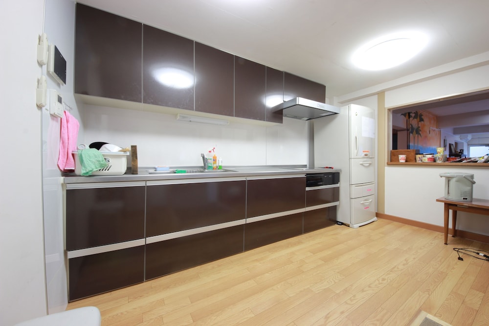 White Beach House 6/44