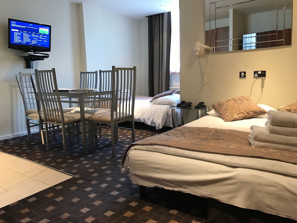 Grand Plaza Serviced Apartments 32/76