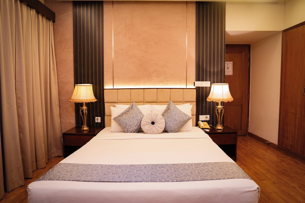 Room at Hotel Swiss Garden, DHAKA