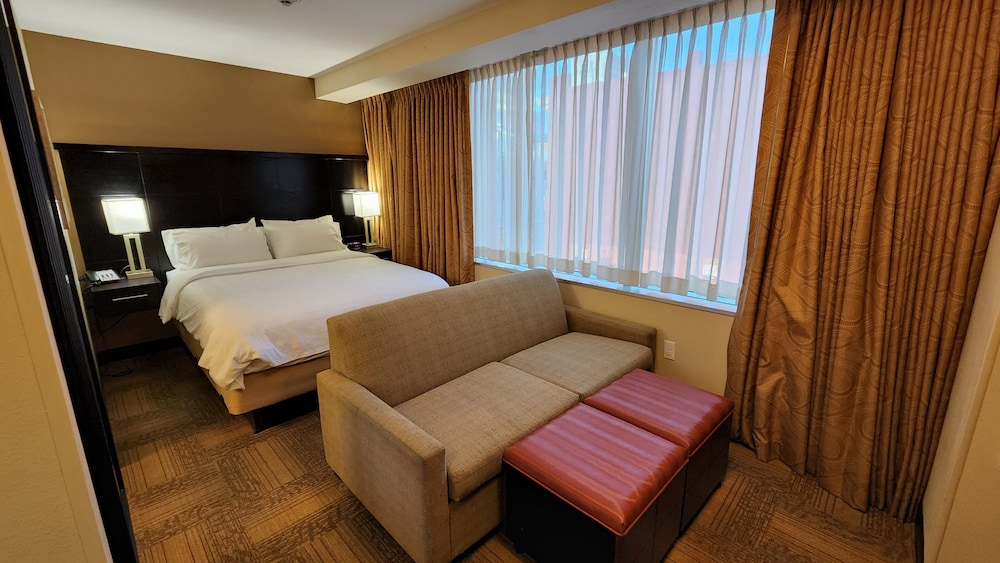 Staybridge Suites Denver Downtown 31/79