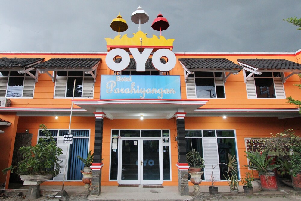 Oyo 434 Hotel Parahiyangan 1/23