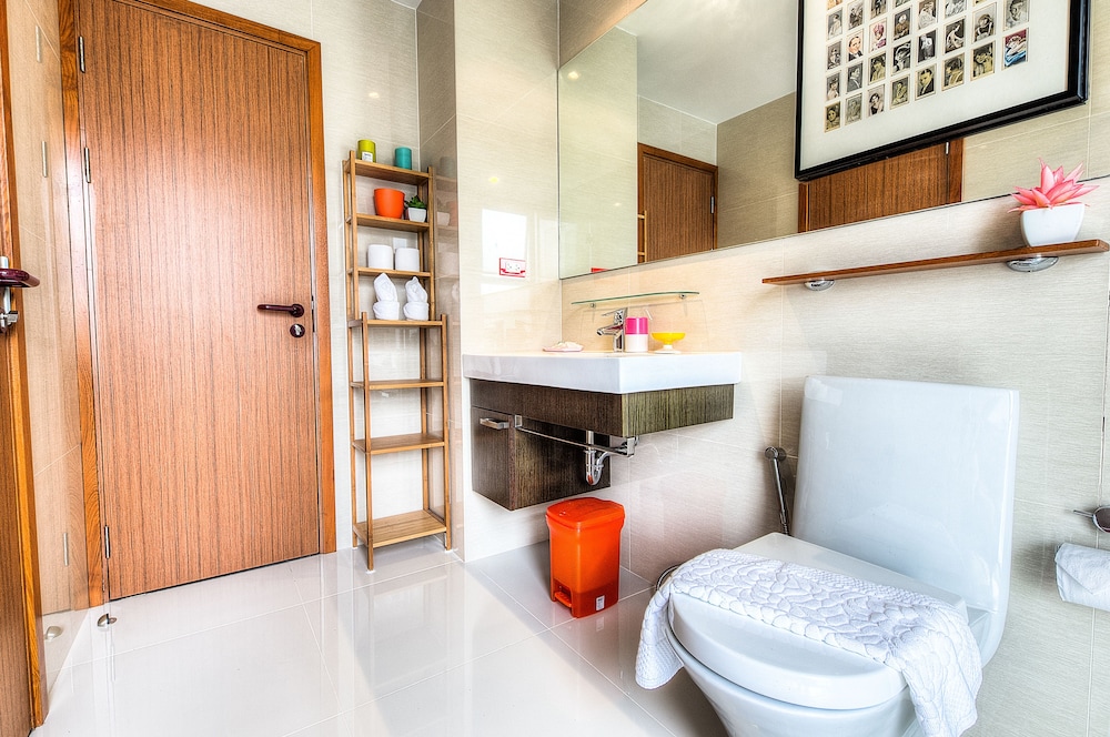 The Title Boutique Condotel 32/65