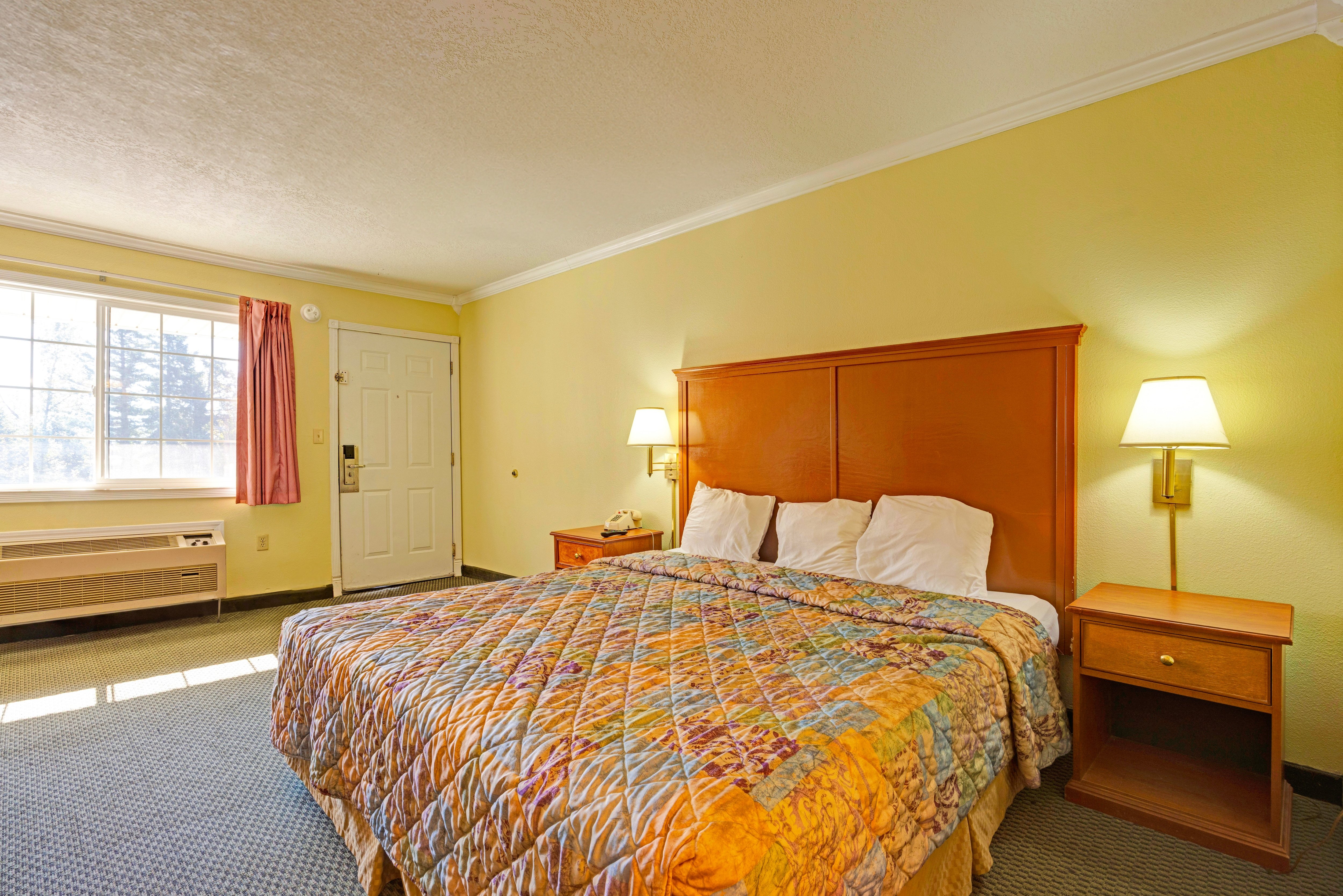 Capital O Stevenson Inn Riverside 20/49