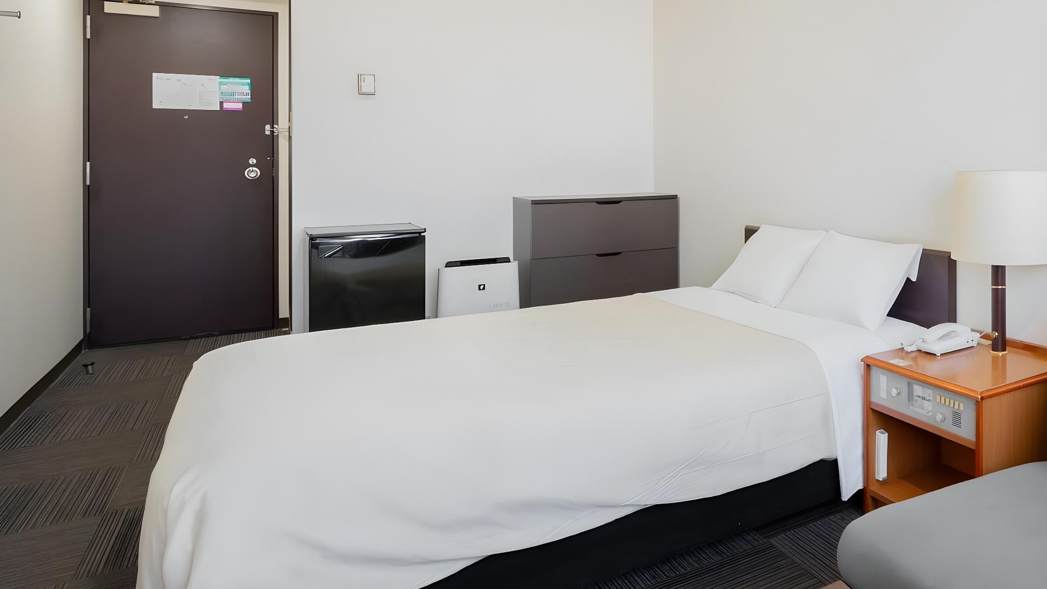 Room, Double Bed