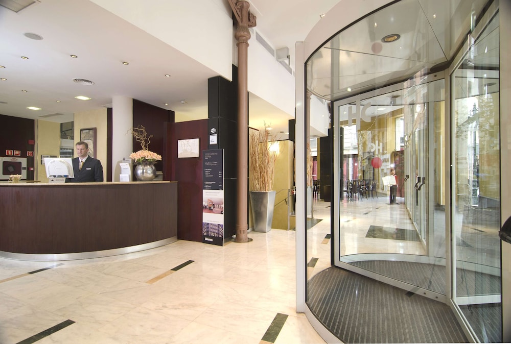 Catalonia El Pilar Hotel 8/50