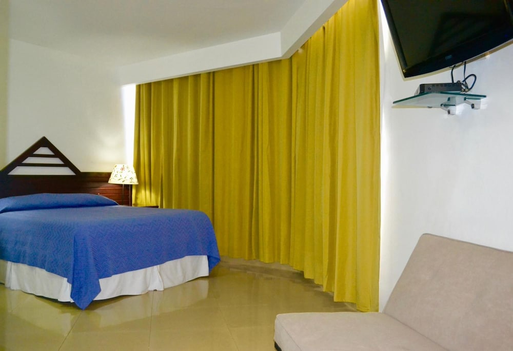 HOTEL PLAZA DEL SOL 9/60