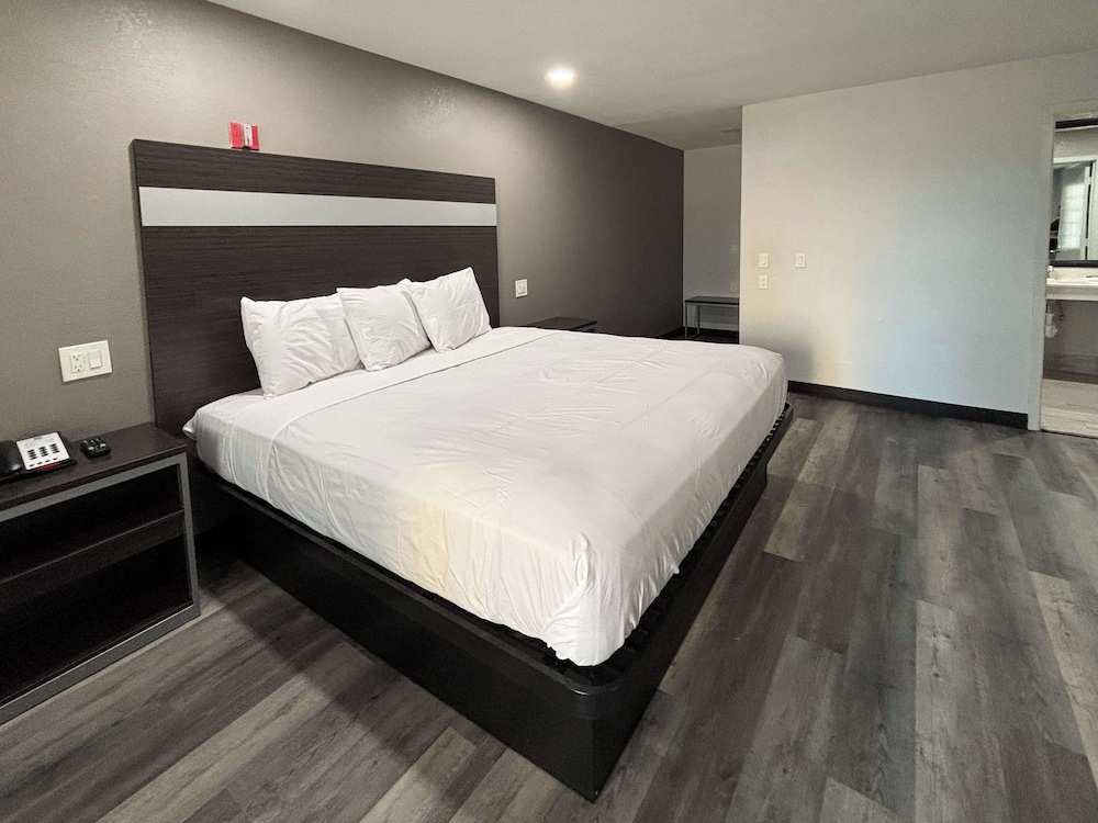 Motel6 La Porte, TX 27/54