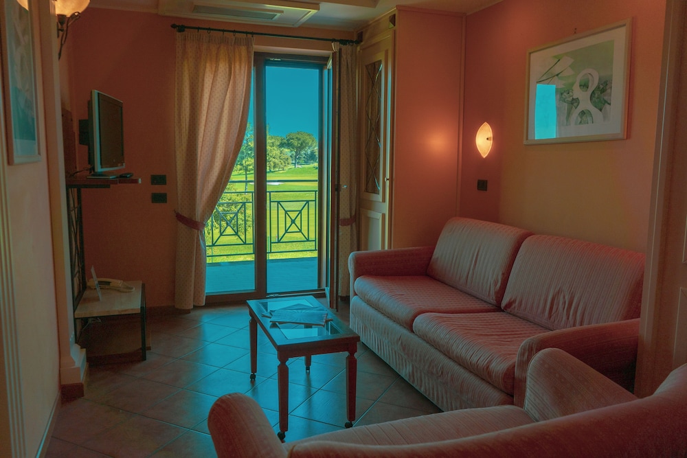 Carpediem Roma Golf Club 37/65