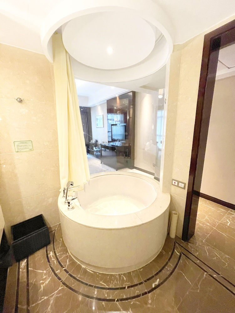 LVSHOU Hotel Shanghai 25/27