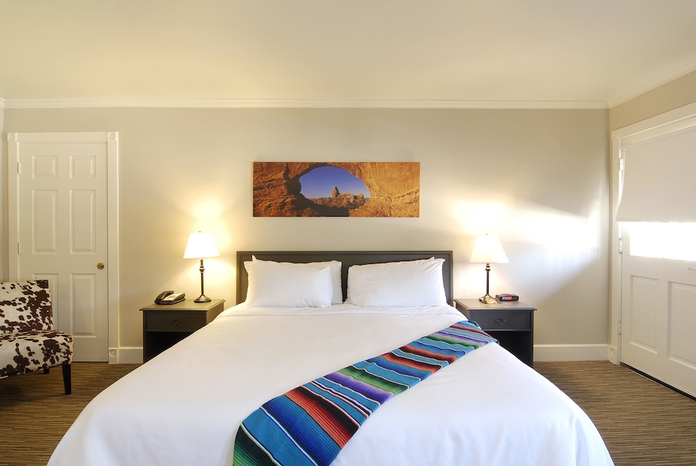 Palm Canyon Hotel and RV Resort 17/73