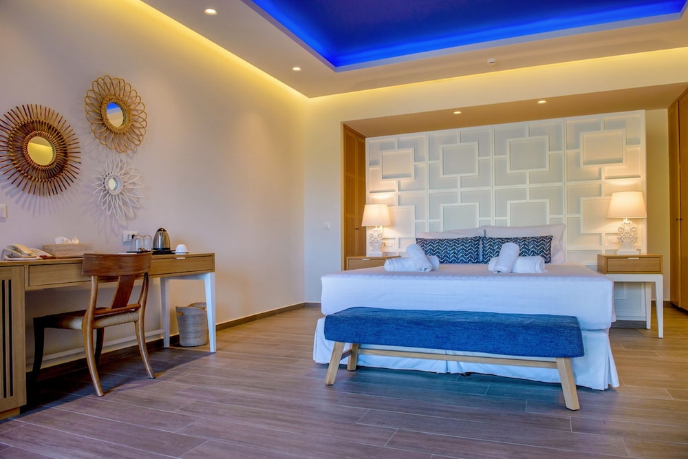 Junior Suite, Studio, Queen Bed, Sofa, Private Pool، Villaggio Boutique Hotel Hersonissos - Adults Only 4/5