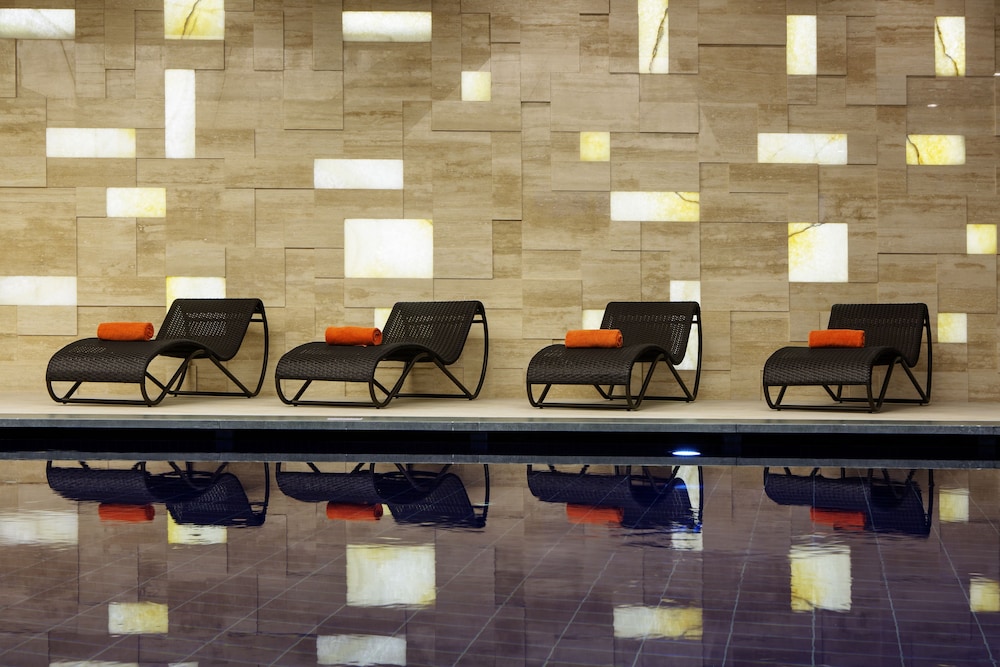 The Sense De Luxe Hotel 24/50