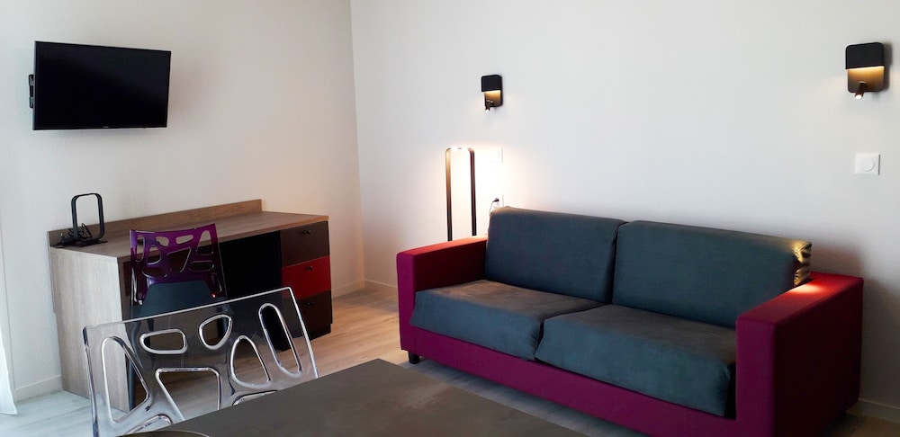 Appart-Hotel Mer & Golf City Bordeaux Lac 32/53