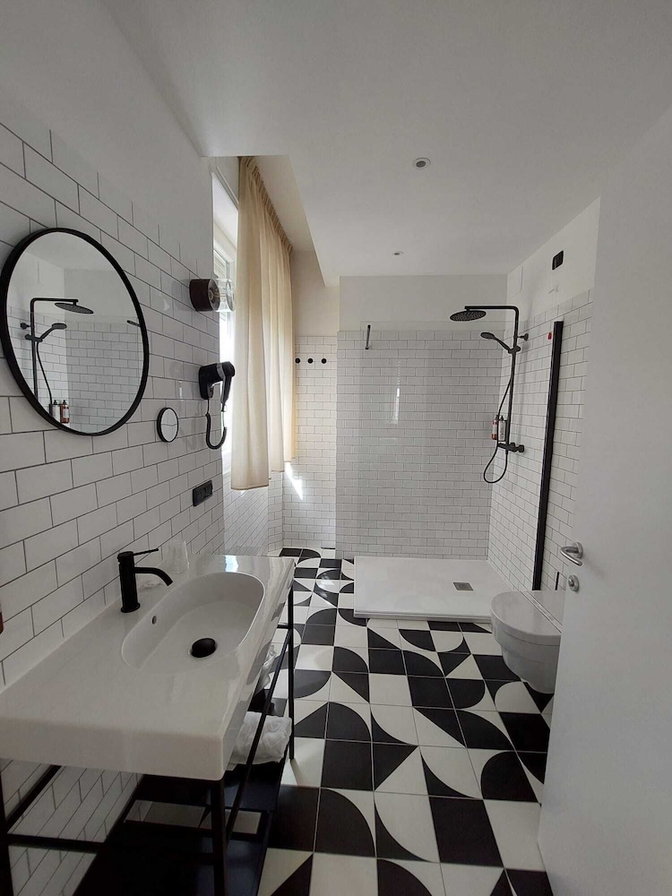 La Versiliana Hotel 49/50
