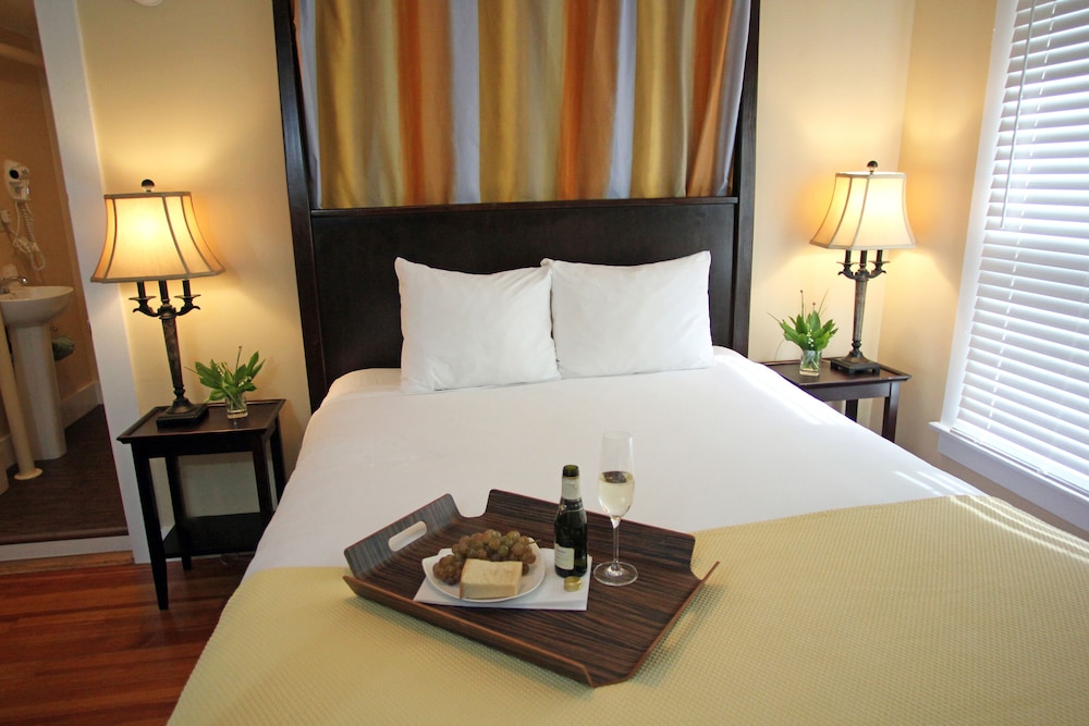 The Kennebunk Inn 23/50
