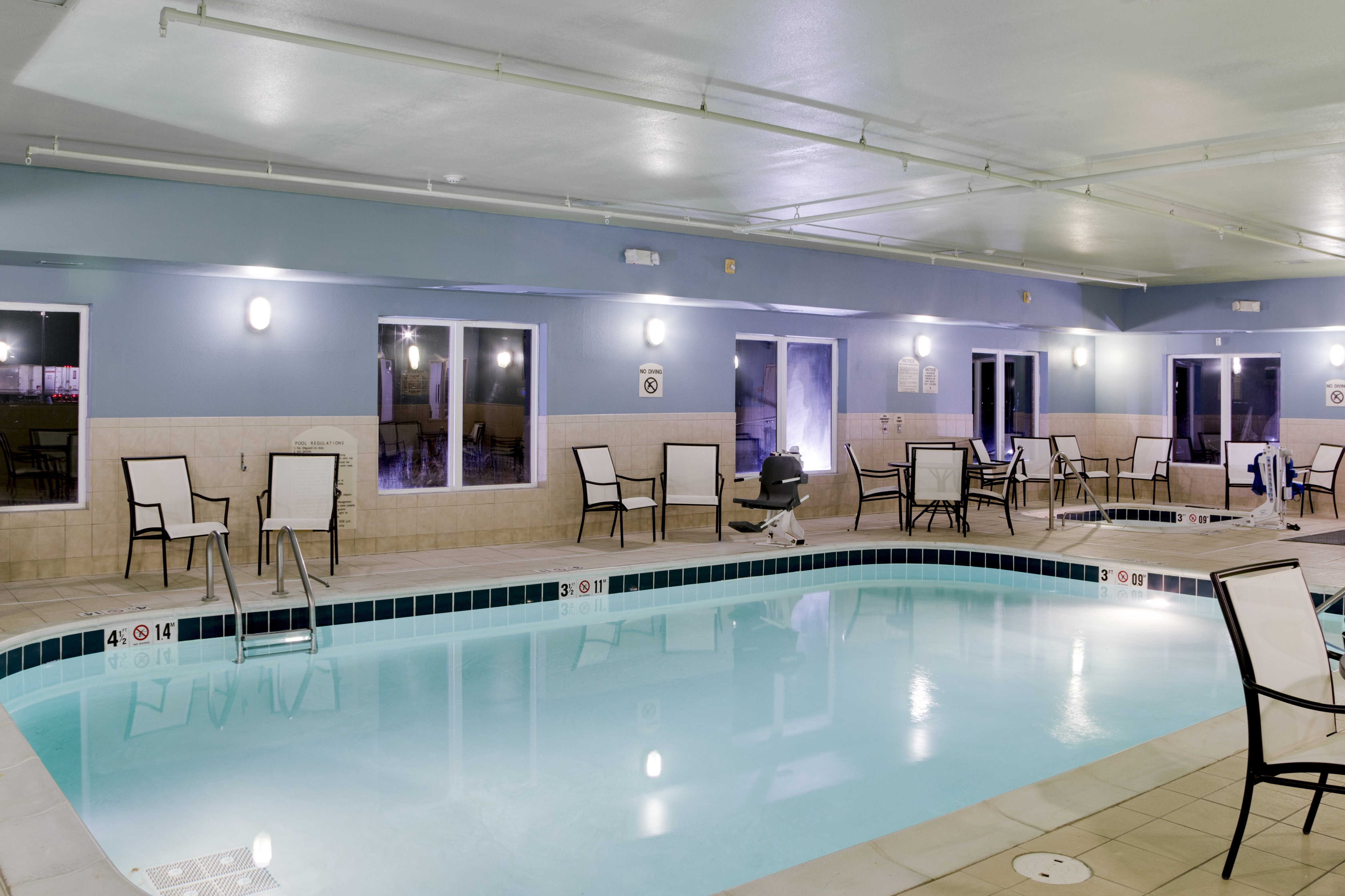 Holiday Inn Express Hotel Suites Jacksonville 31/52