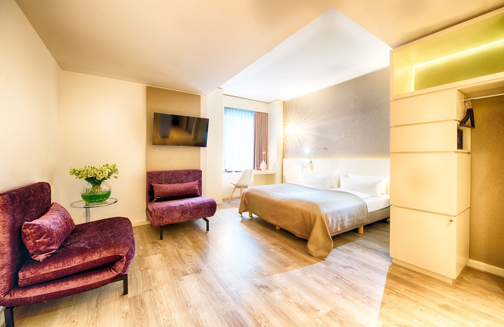 LEONARDO HOTEL BERLIN MITTE 25/56