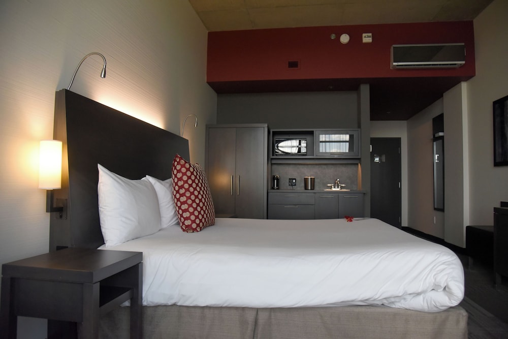 Loft, Penthouse, King Bed