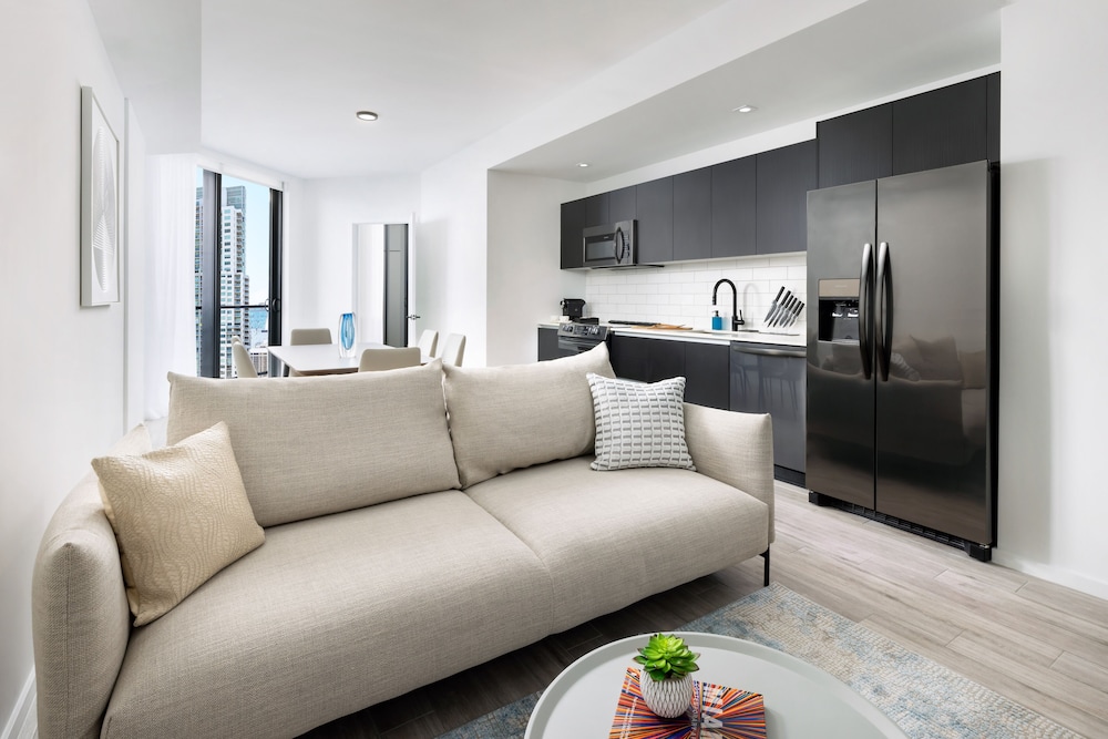 The Elser Hotel and Residences Miami 52/59