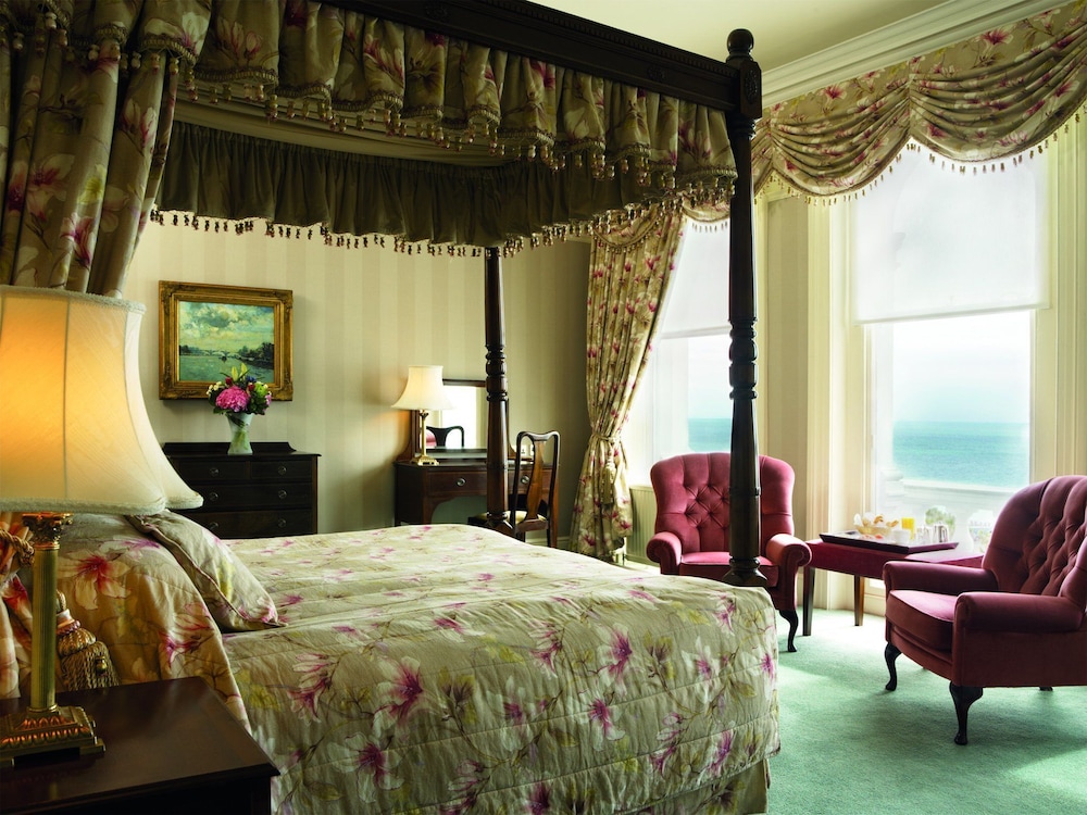 Grand Hotel Eastbourne 13/74