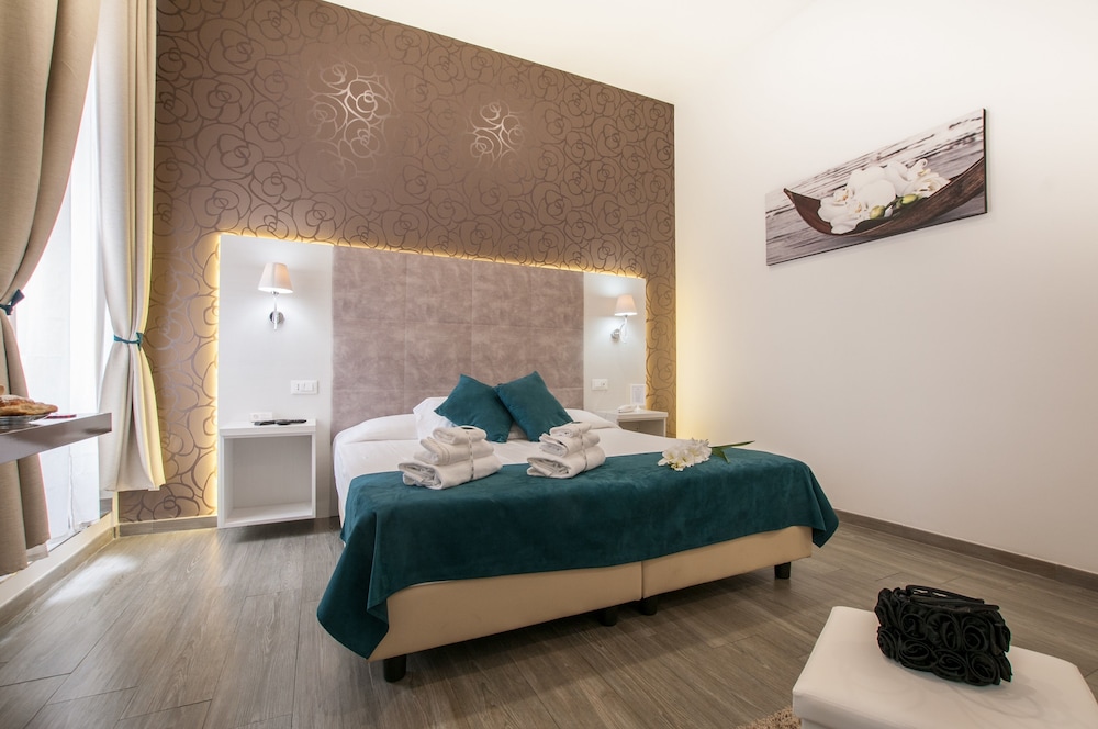 Elenoire Rooms & Suite 10/48