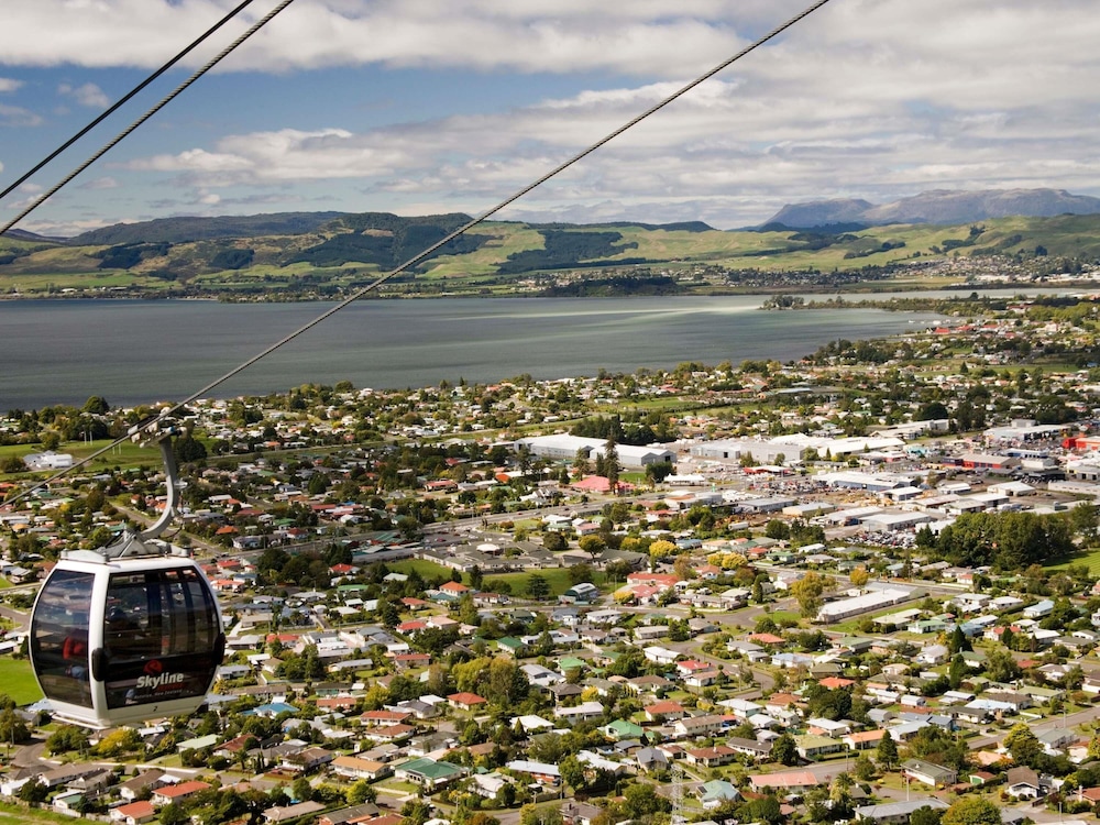 IBIS ROTORUA 39/44