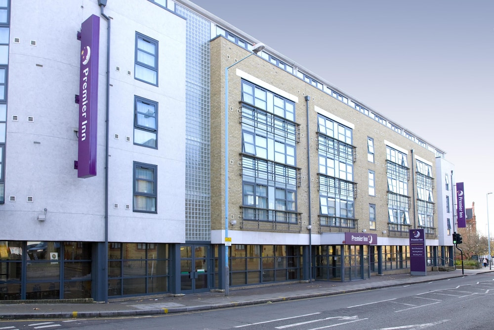 Premier Inn London Kew Bridge 47/51