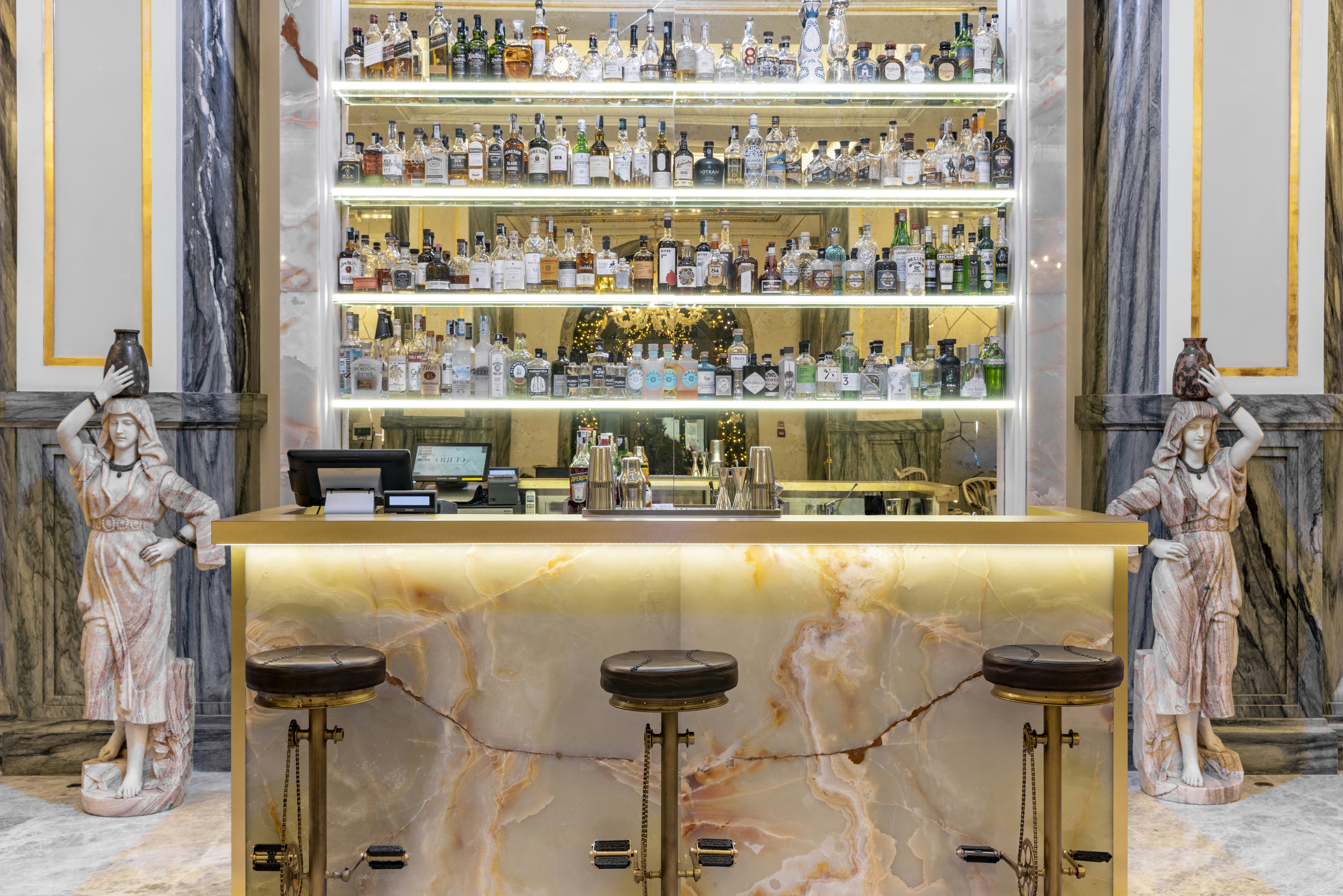 Aleph Rome Hotel Curio Collection by Hilton 48/63