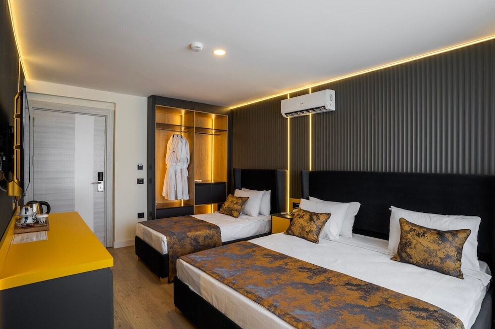 Atan Park Hotel 12/50