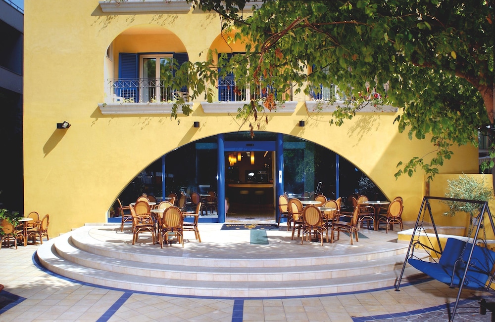 Hotel Vanni 34/39